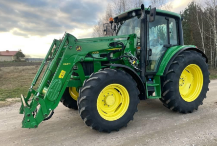 John Deere 6330